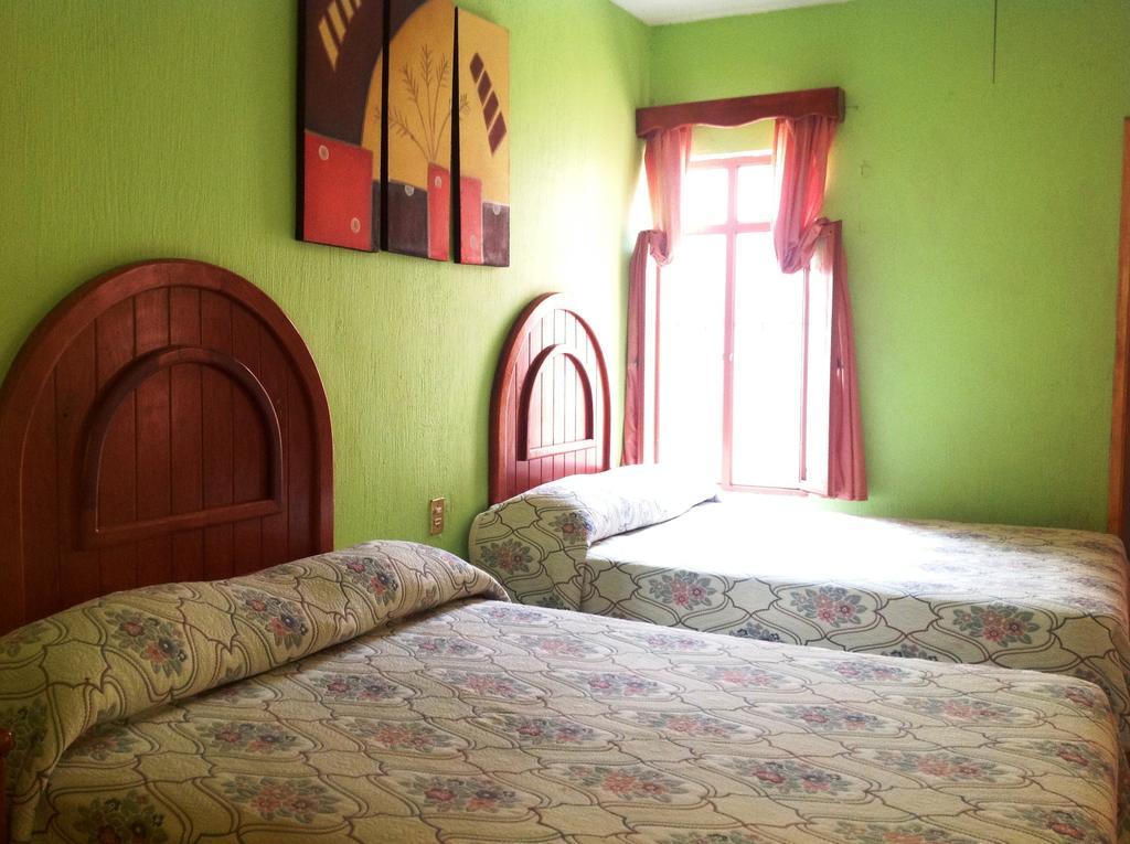 Hotel Posada Del Agave Tequila Room photo